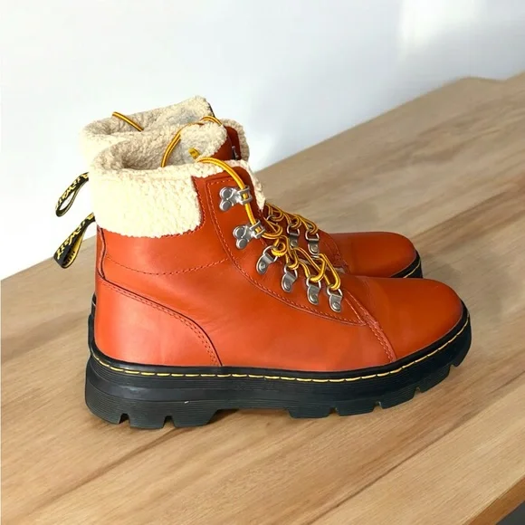 Dr. Martens Combs Tech Faux Fur-lined Chelsea Ankle Boots Size 9. - Picture 3 of 6